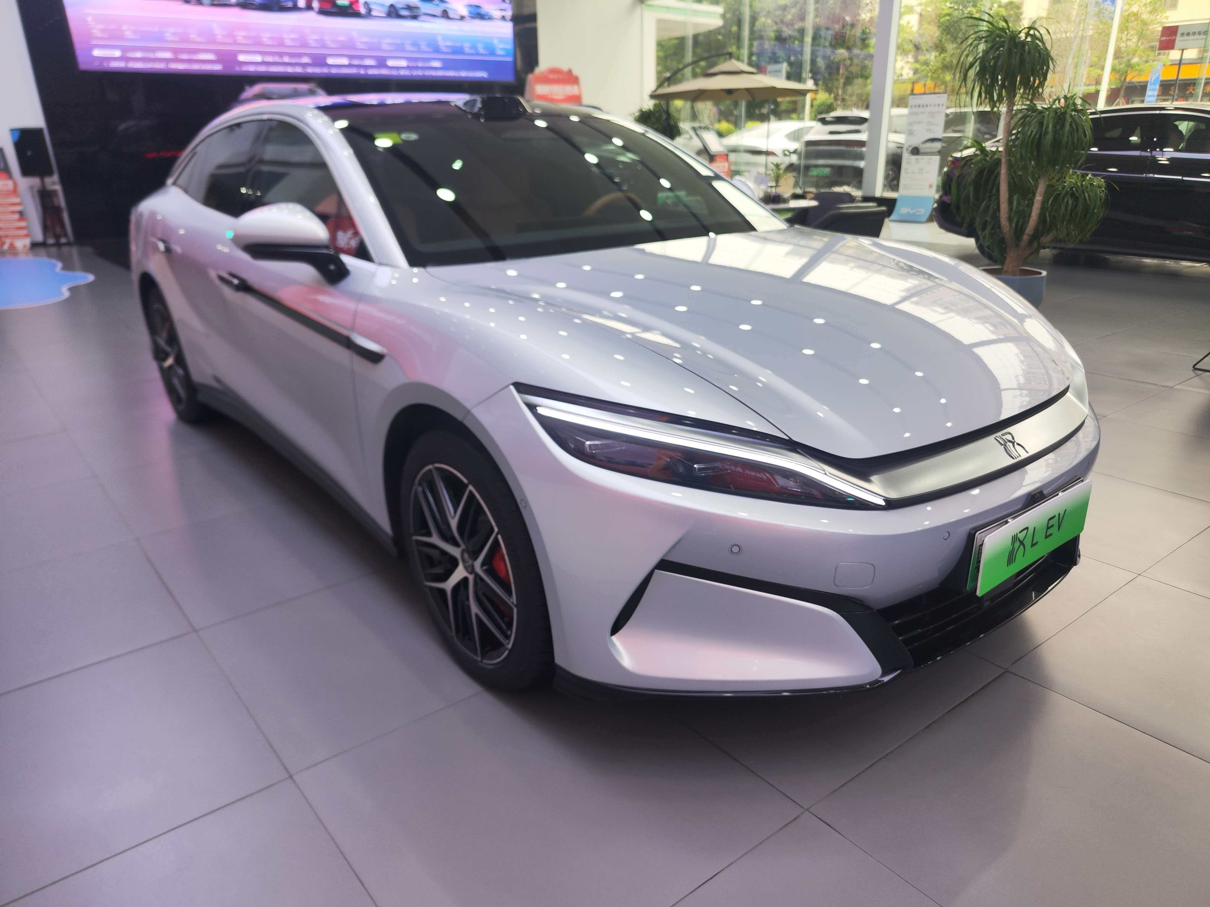 BYD Han L EV 2025 Model 601KM 4WD LiDAR Flagship Version - Original Motors